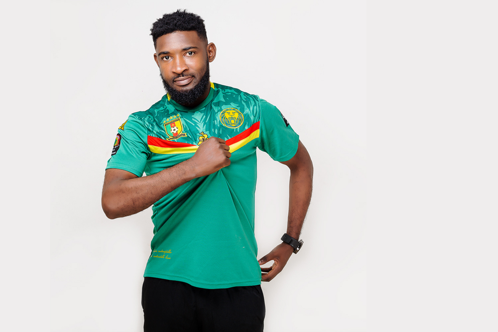 Fan wearing the Cameroon Β· Men's kit